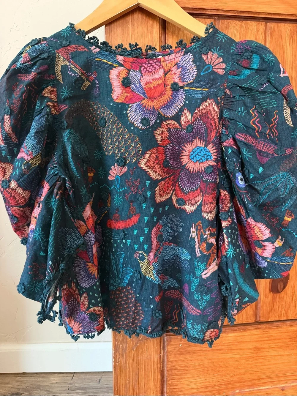 FARM Rio Vibrant Floral Embroidered Puff Sleeve Cotton Top - Size Small